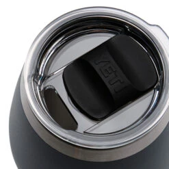 Yeti Coolers RAMBLER 10 OZ WINE TUMBLER Thermobecher NAVY -Frilufts Outdoor Deutschland Verkaufs-Shop 5637939105 d rambler 10 oz wine tumbler yeti coolers 24