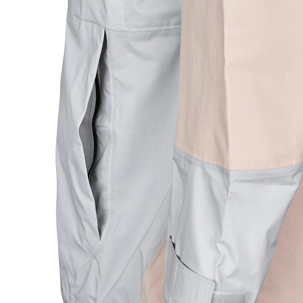 Adidas TERREX XPLORIC RAIN.RDY HIKING JACKET PLUS SIZES Damen Regenjacke WONDER SILVER/WONDER BEIGE – Bild 3