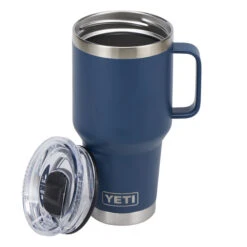 Yeti Coolers RAMBLER 30 OZ TRAVEL MUG Thermobecher NAVY -Frilufts Outdoor Deutschland Verkaufs-Shop 5638083762 c rambler 30 oz travel mug yeti coolers 24